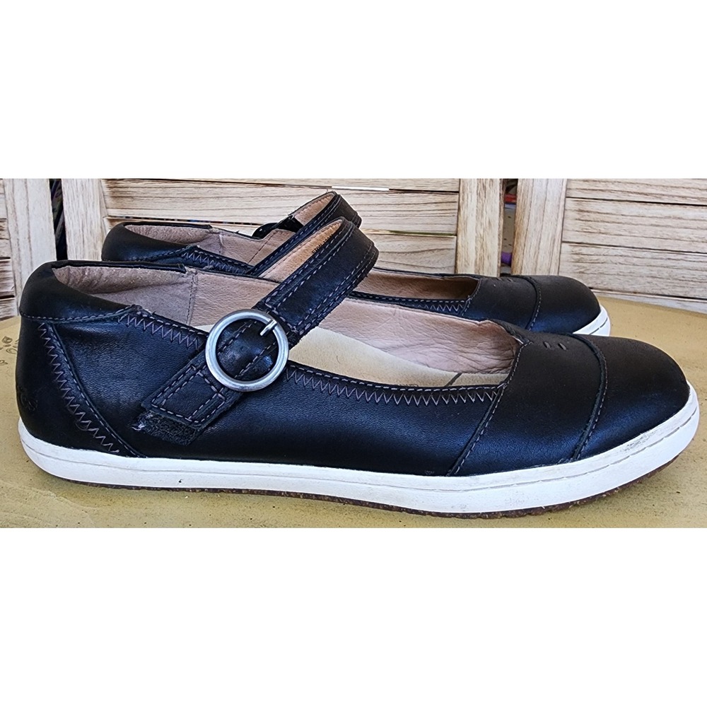 Taos Sz 9 Black Leather Mary Jane Flat Sneakers Casual Comfort Minimalist Fall